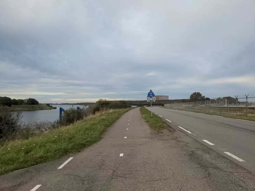 Radreise Nordsee -Tag 5 Zeeland terneuzen Middelburg Hellevoetsluis 