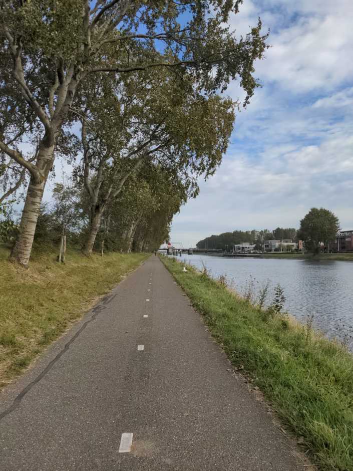 Radreise Nordsee -Tag 5 Zeeland terneuzen Middelburg Hellevoetsluis 