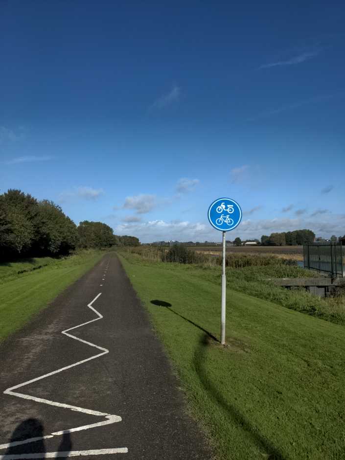 Radreise Nordsee -Tag 6 Zuid-Holland, Maassluis, Hoek van Holland ; Rhein Maas Mündung, Den Haag, Dünen, Strand, Nordsee, 