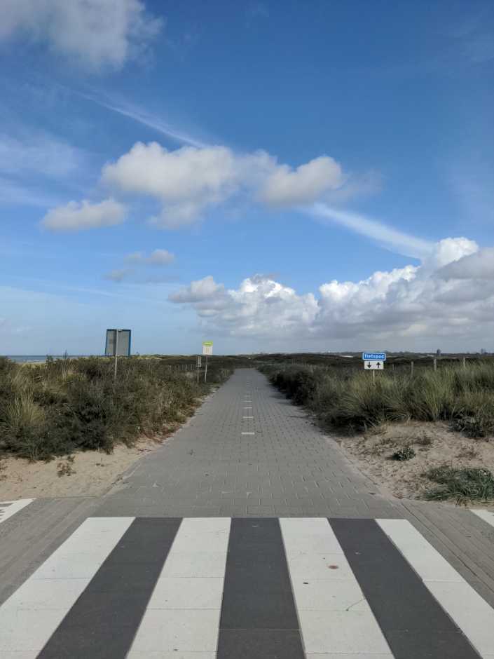 Radreise Nordsee -Tag 6 Zuid-Holland, Maassluis, Hoek van Holland ; Rhein Maas Mündung, Den Haag, Dünen, Strand, Nordsee, 