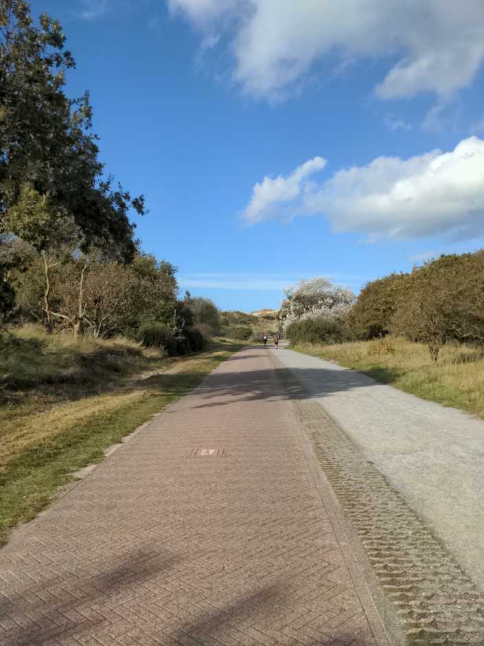 Radreise Nordsee -Tag 6 Zuid-Holland, Maassluis, Hoek van Holland ; Rhein Maas Mündung, Den Haag, Dünen, Strand, Nordsee, 