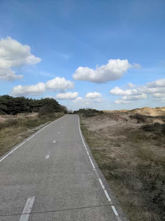 Radreise Nordsee -Tag 6 Zuid-Holland, Maassluis, Hoek van Holland ; Rhein Maas Mündung, Den Haag, Dünen, Strand, Nordsee, 