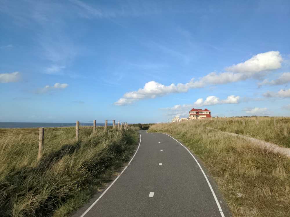 Radreise Nordsee -Tag 6 Zuid-Holland, Maassluis, Hoek van Holland ; Rhein Maas Mündung, Den Haag, Dünen, Strand, Nordsee, 