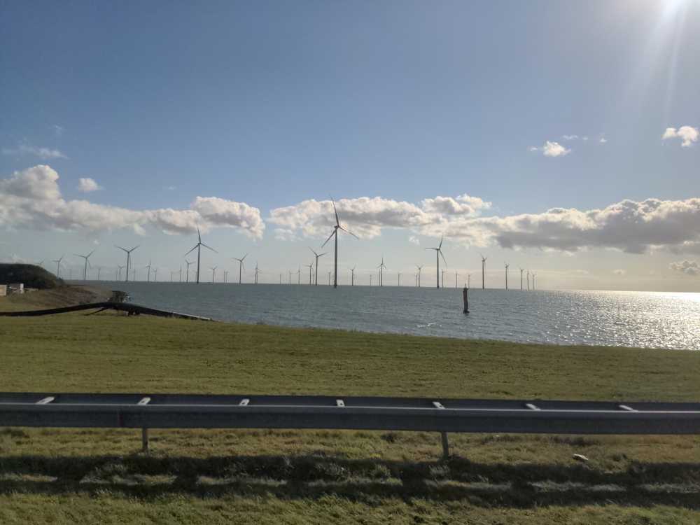 Radreise Nordsee -Tag  Noord-Holland  - Friesland, IJsselmeer, Polder, Schleusen, Damm, Deich Leeuwarden  