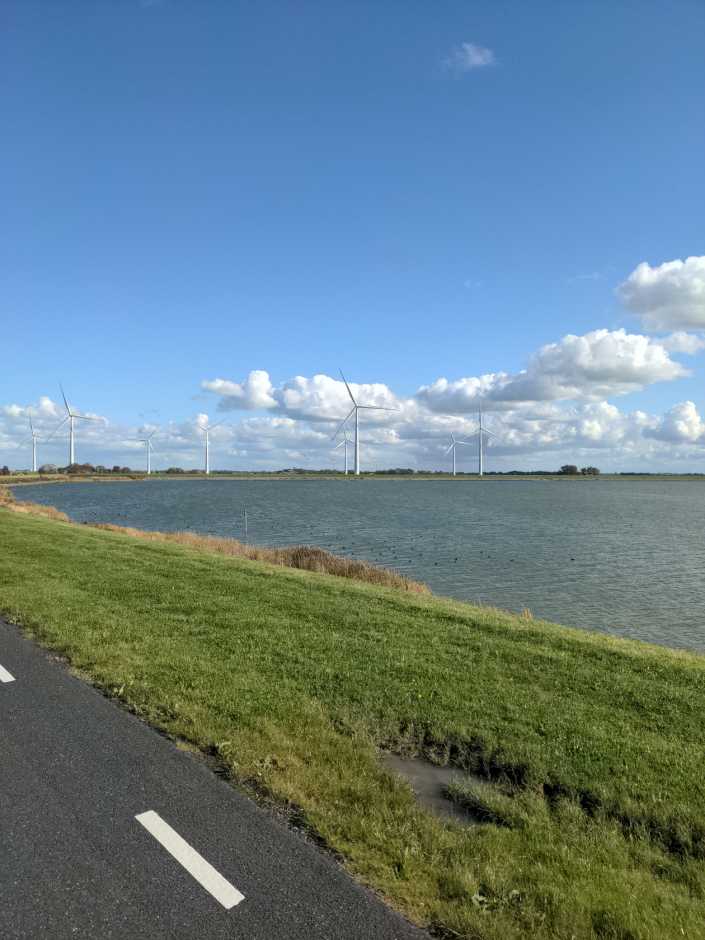 Radreise Nordsee -Radreise Nordsee -Tag  Noord-Holland  - Friesland, IJsselmeer, Polder, Schleusen, Damm, Deich Leeuwarden   