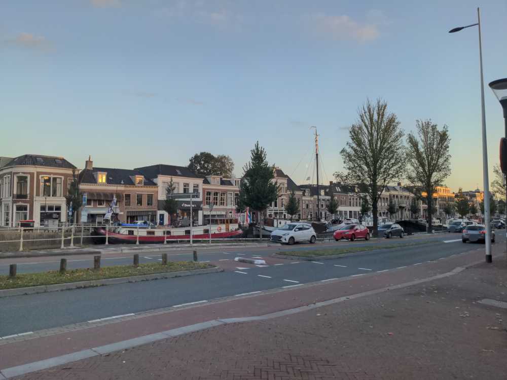 Radreise Nordsee -Radreise Nordsee -Tag  Noord-Holland  - Friesland, IJsselmeer, Polder, Schleusen, Damm, Deich Leeuwarden   