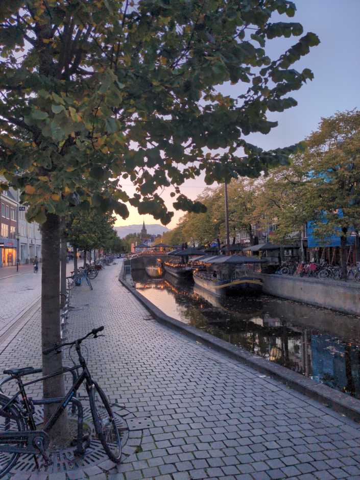 Radreise Nordsee -Radreise Nordsee -Tag  Noord-Holland  - Friesland, IJsselmeer, Polder, Schleusen, Damm, Deich Leeuwarden   