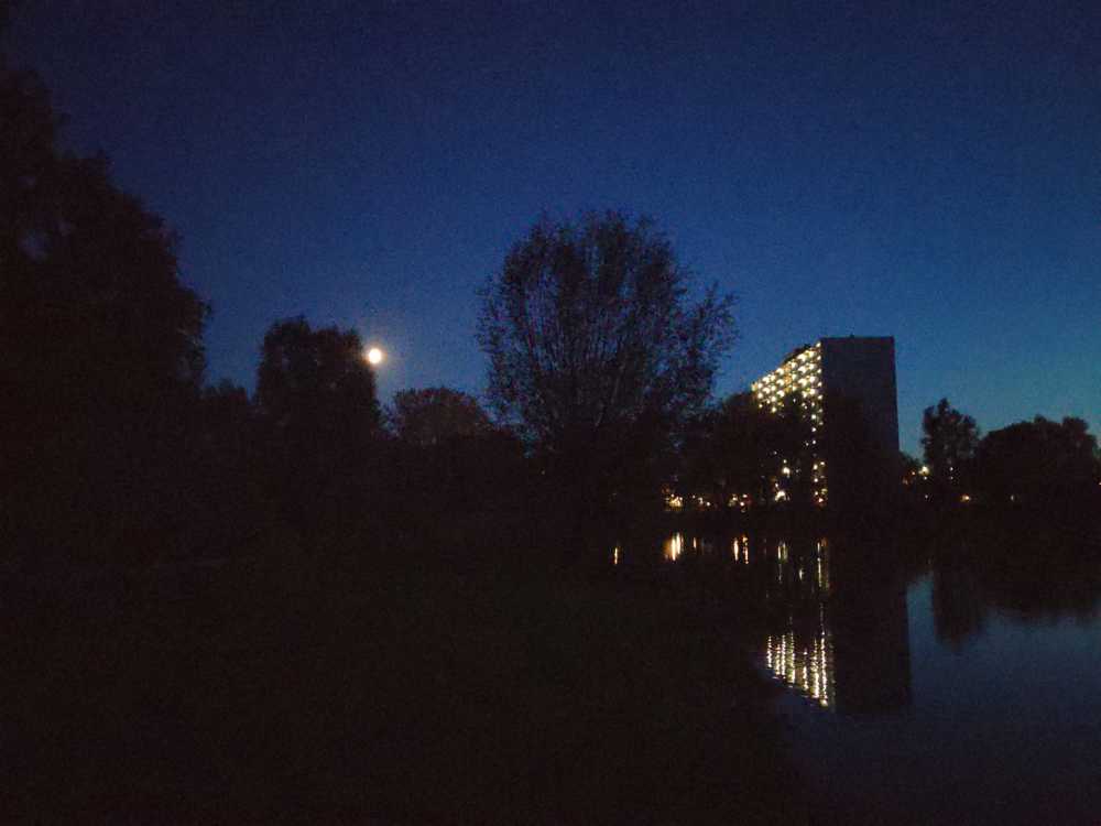 Radreise Nordsee -Radreise Nordsee -Tag  Noord-Holland  - Friesland, IJsselmeer, Polder, Schleusen, Damm, Deich Leeuwarden   