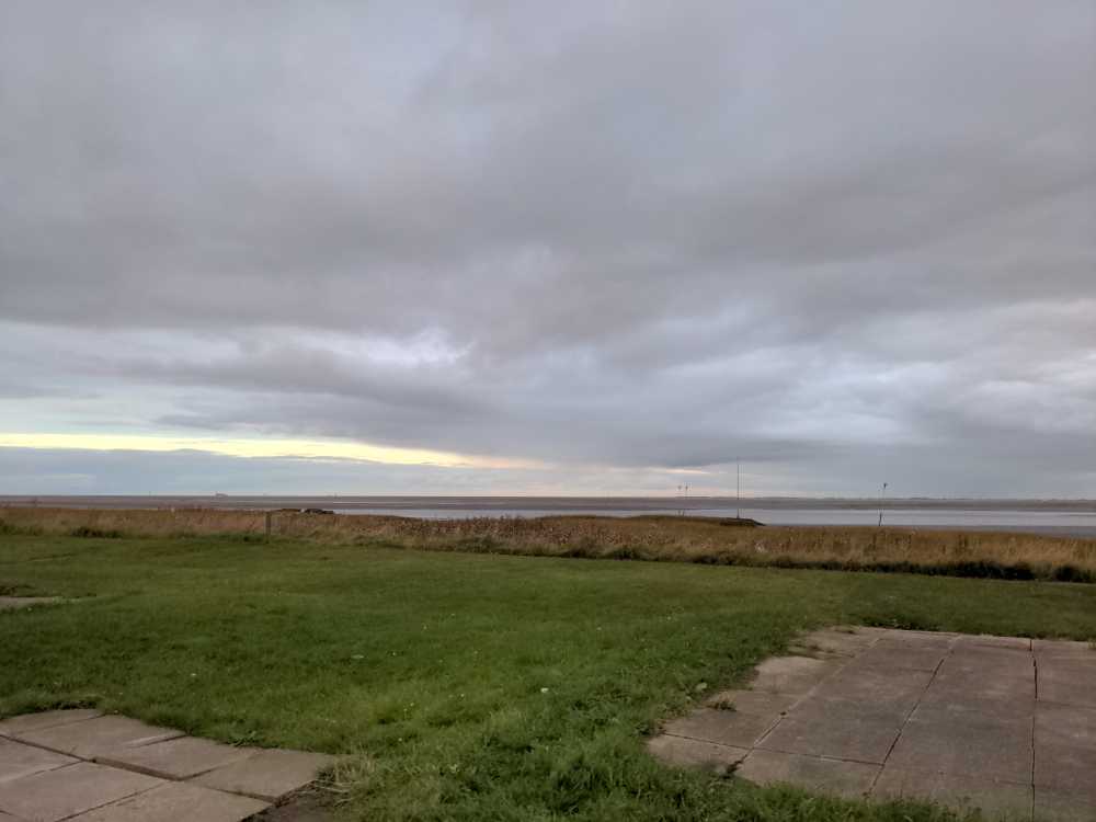 Radreise Nordsee -Fedderwaddersiel, Bremerhafen, Wattenmeer Containerwschiffe Fischerboote , Wesermündung, Fischerhavn, Ebbe, Flut, Fischerdorf, Zelten mit Meerblick 