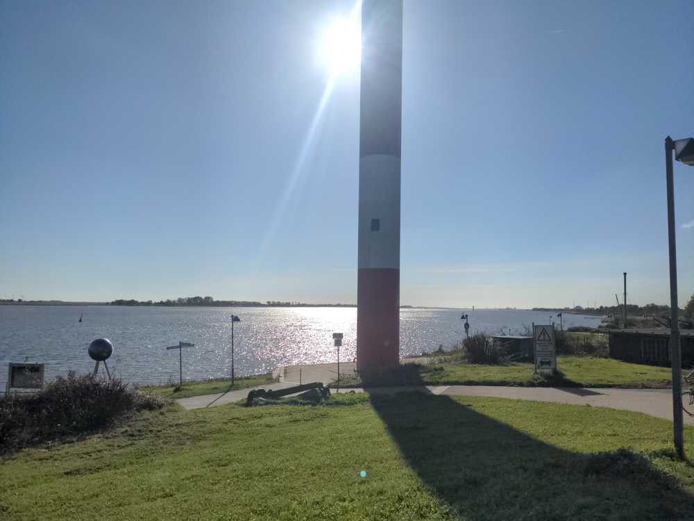 Radreise Nordsee -Fedderwaddersiel, Bremerhafen, Wattenmeer Containerwschiffe Fischerboote , Wesermündung, Fischerhavn, Ebbe, Flut, Fischerdorf, Zelten mit Meerblick 