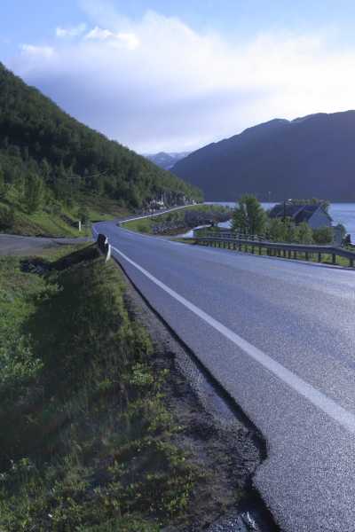  Am Langfjord 60 km vor ALta