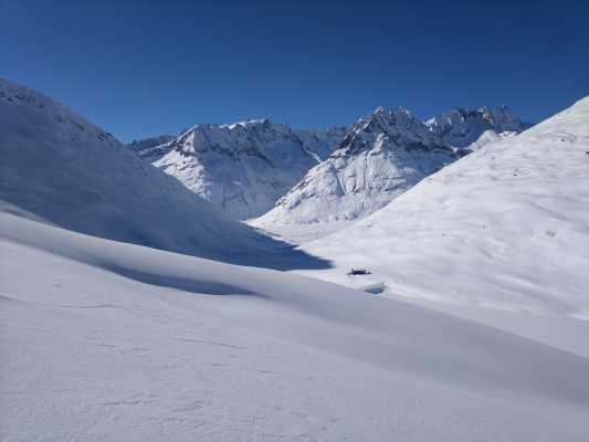 Alteschgletscher und Fieschergletscher Marjälen Stausee und Bach, Gletscherstübli
