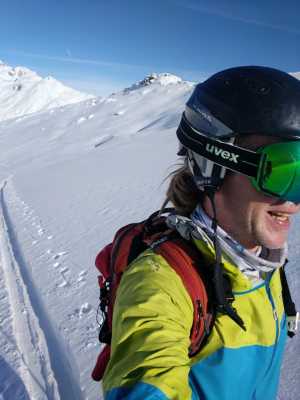 Alteschgletscher und Fieschergletscher Marjälen Stausee und Bach, Gletscherstübli