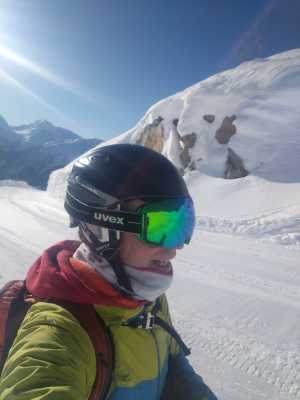 Alteschgletscher und Fieschergletscher Marjälen Stausee und Bach, Gletscherstübli