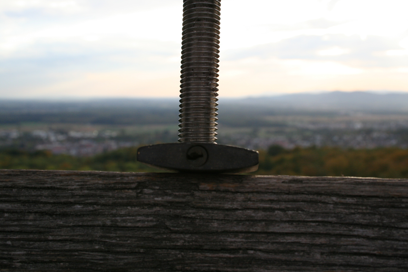 Eichbergturm-EM Kontrastbild 1 - Ferne unscharf - Nähe scharf