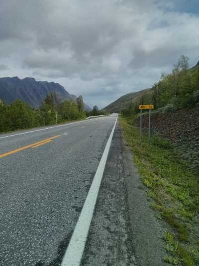  Am Langfjord 60 km vor ALta