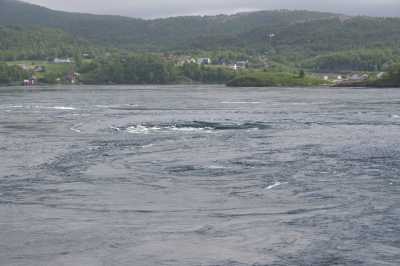  Ørnes nach Bødø, mit Saltstraumen, Gezeitenfluss  - Kystriksveien 17