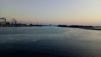 Warnemünde - Hafeneinfahrt nach Rostock