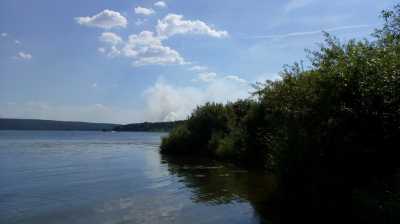 Werder / Havel, Waldbrand Finsterwalde in der Ferne