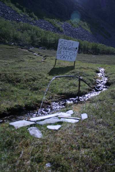 Sonne zurück, Skarvbergbucht, Nordkap 
