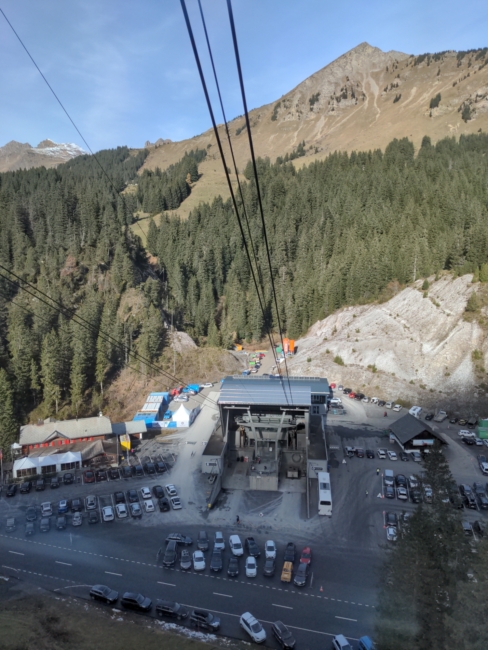 ../previews/003-Diablerets-Opening-Glacier-3000_20221112_111348.jpg.medium.jpeg